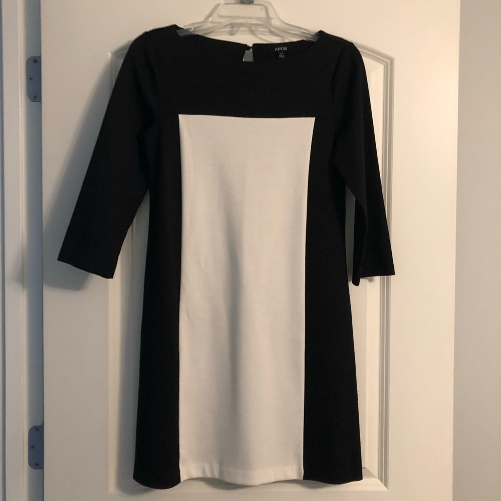 Apt 9 Dress - Size XS